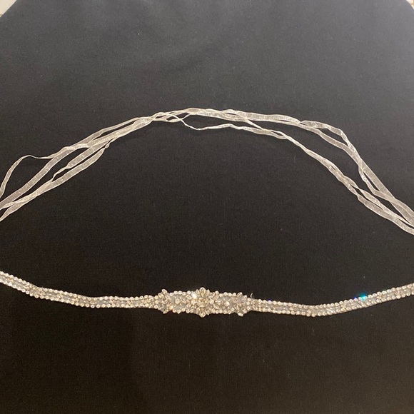 Wedding gown belt - Picture 7 of 11